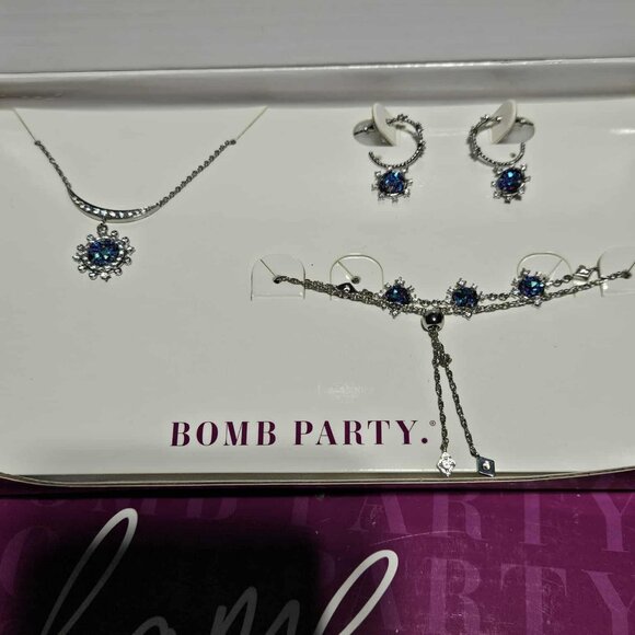 Glam Box - Winter Nights - Picture 1 of 4